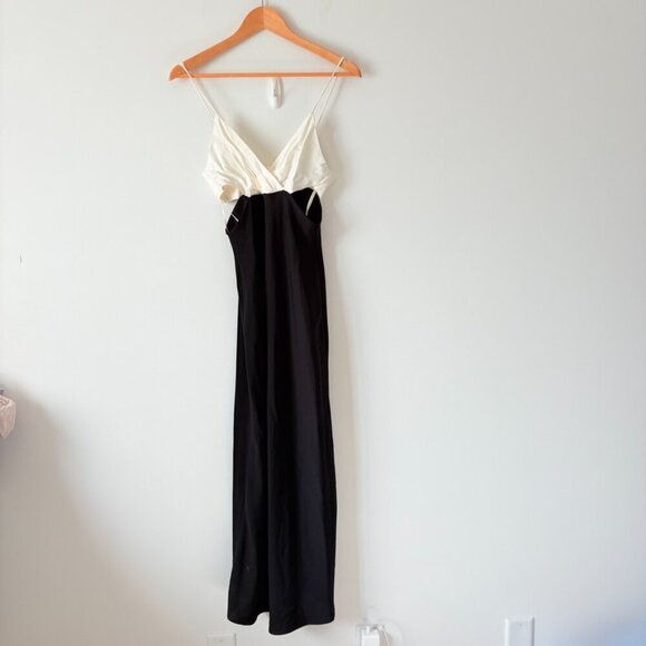 Zara Two Toned Cut Out Midi Dress NWT Black White Size Medium - Picture 7 of 13
